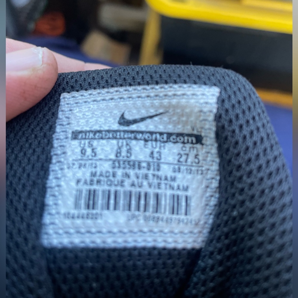 Barely worn Nike cleats